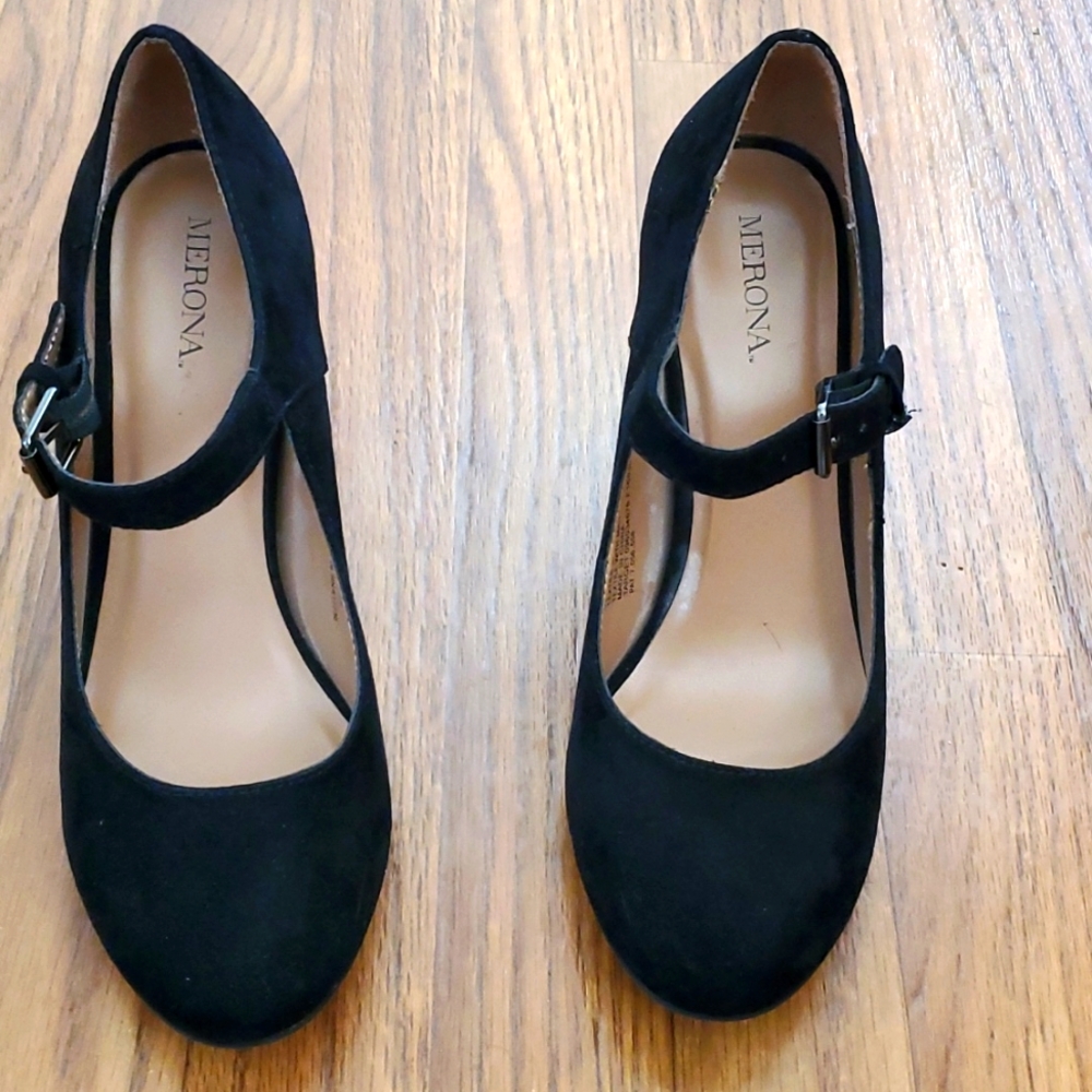 High heeled Mary Jane's